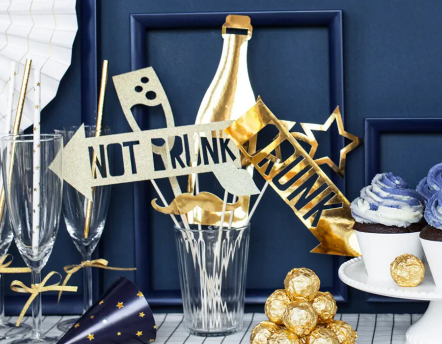 New Year's Eve accessories for photo fun 