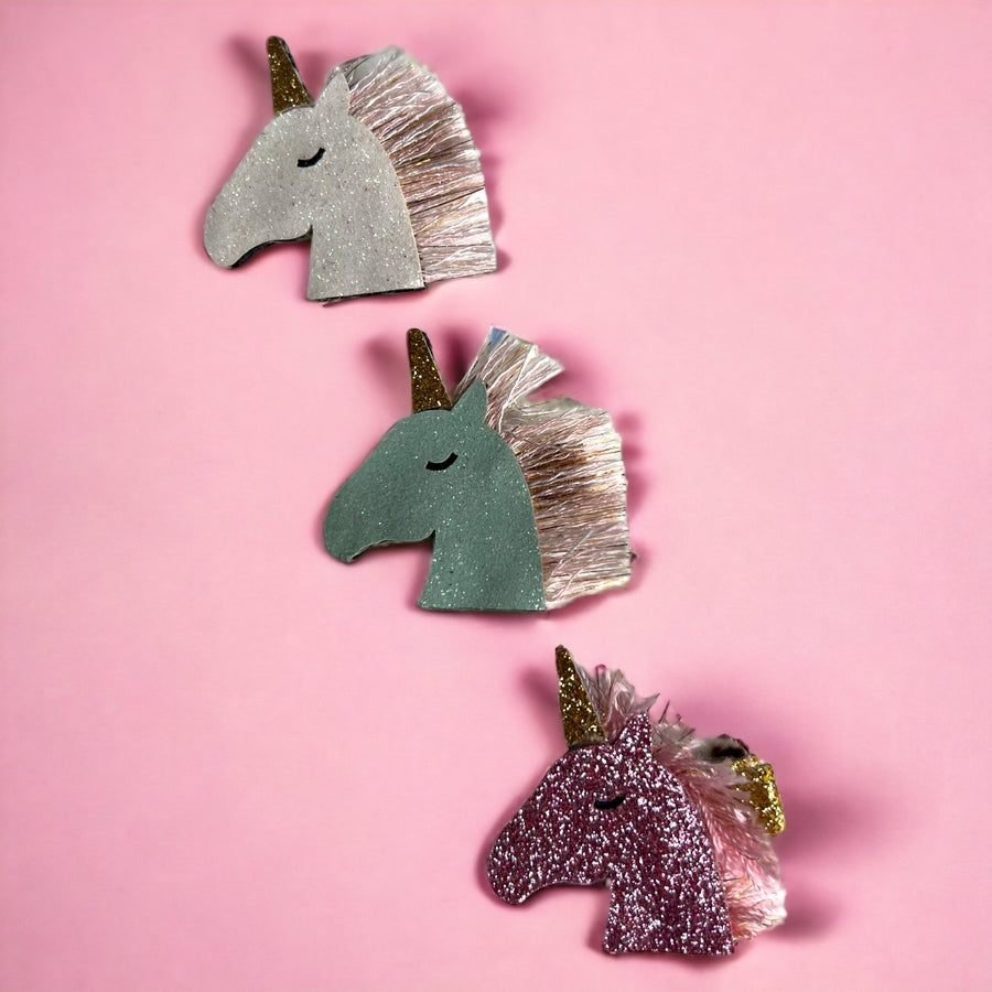 Hair clip for children unicorn head glitter
