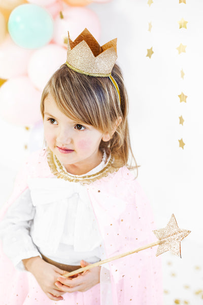 Birthday crown for birthday children in gold